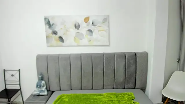 Alisson Karter online show from July 25, 2026, 4:09 am