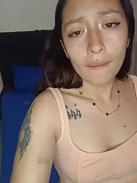 MiaSaen online show from June 22, 2026, 3:25 am