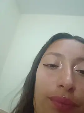 MiaSaen online show from July 2, 2026, 3:23 am