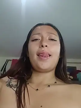 MiaSaen online show from June 25, 2026, 5:12 am