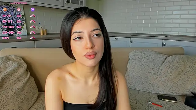 Snapshot of SwiiityKiss chatting on July 21, 2026, 6:04 am SwiiityKiss online show from July 21, 2026, 6:04 am