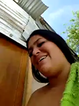 jhoaniita online show from July 18, 2026, 5:54 pm