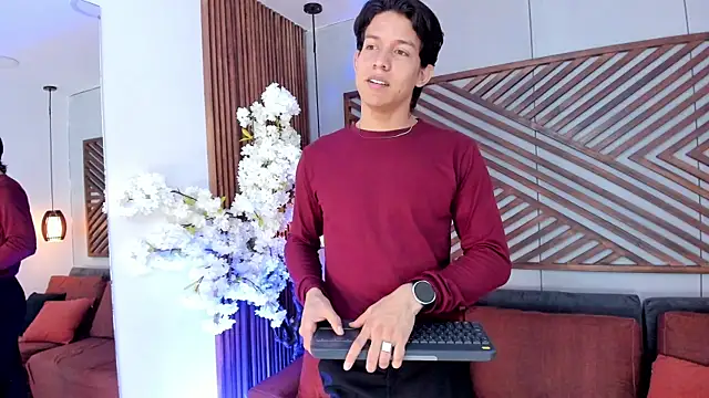 LevinFox online show from August 1, 2026, 11:30 am