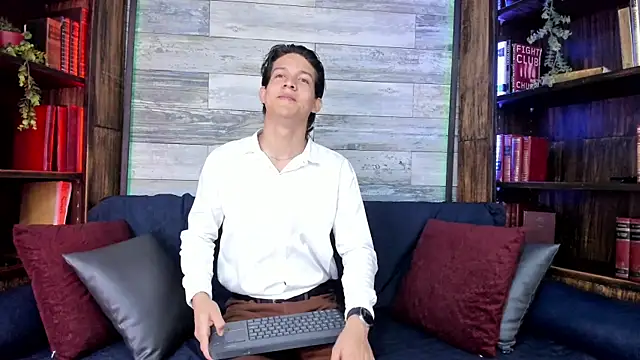 LevinFox online show from July 28, 2026, 11:28 am