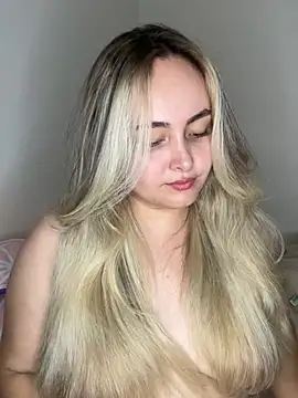 Rositafresitaa online show from July 13, 2026, 2:55 am