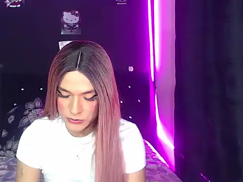 madame kitty online show from June 16, 2026, 3:17 am