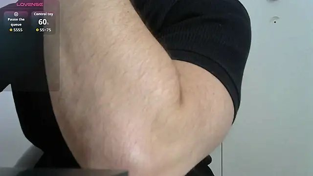 Snapshot of Eltinofr chatting on June 8, 2026, 9:10 am Eltinofr online show from June 8, 2026, 9:10 am