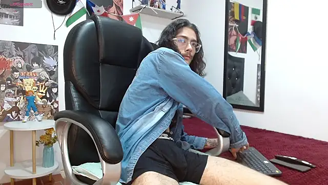 bigcock robert online show from July 3, 2026, 7:53 pm