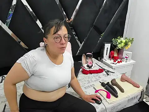 Susana Flame online show from July 11, 2026, 2:56 am