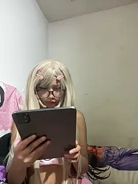 mimosa chan online show from June 7, 2026, 1:22 am