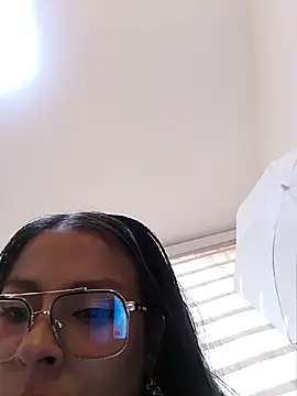  Aisha 20 online show from August 6, 2026, 10:49 pm