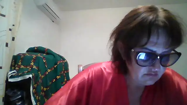 ErikaXShine online show from June 26, 2026, 8:14 pm