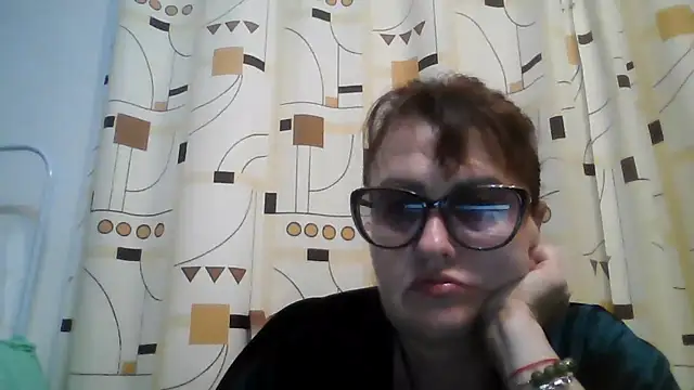 ErikaXShine online show from June 14, 2026, 8:21 pm