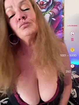 MumGabriela online show from June 19, 2026, 7:47 am