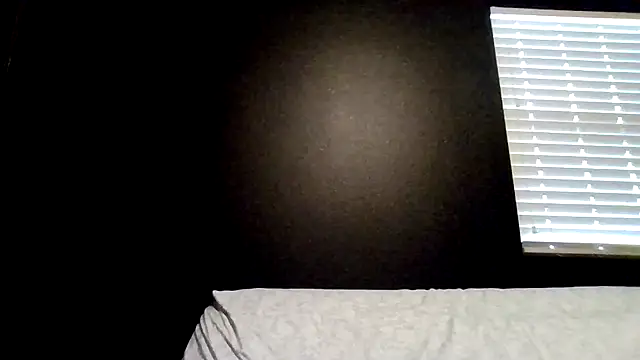 Mikecloudyhawk online show from July 8, 2026, 1:23 pm