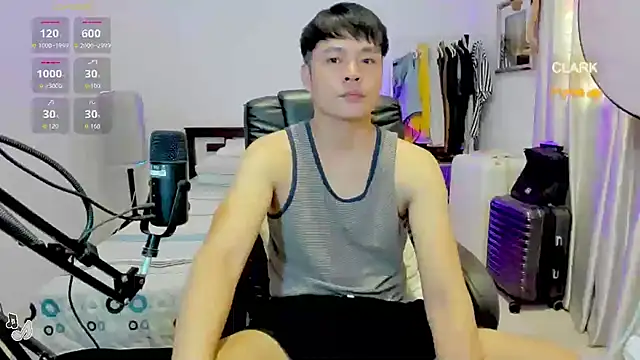 clarkdangerous online show from June 30, 2026, 12:21 am
