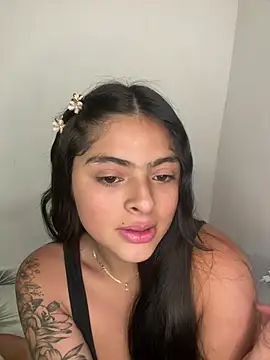 Snapshot of canelareina chatting on July 25, 2026, 9:10 pm canelareina online show from July 25, 2026, 9:10 pm