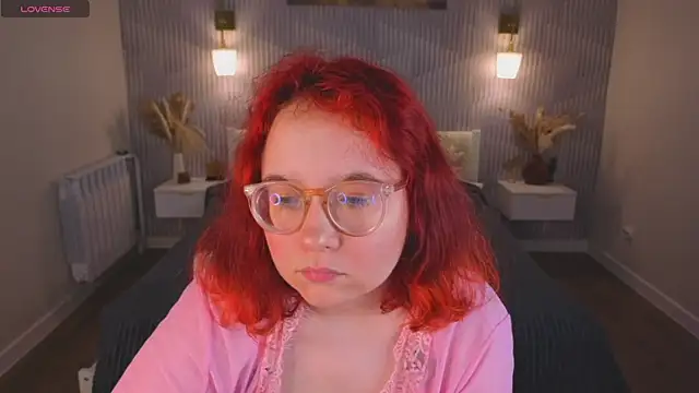 Aleks-casterrr online show from July 4, 2026, 5:17 pm
