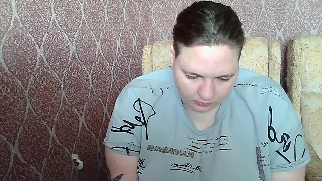 TiaMason online show from July 26, 2026, 8:43 am