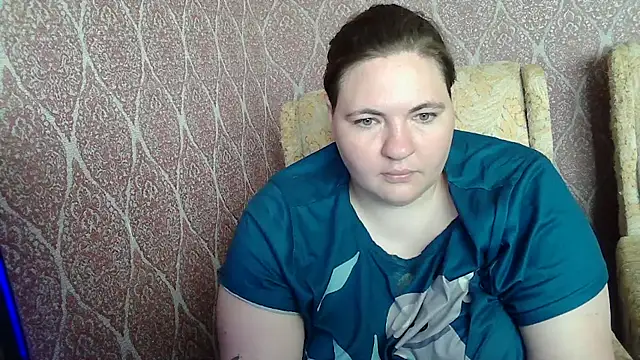 TiaMason online show from July 7, 2026, 5:21 am