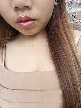 Snapshot of ngoc_dung chatting on June 13, 2026, 1:47 am ngoc dung online show from June 13, 2026, 1:47 am