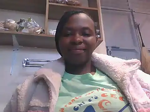Snapshot of peacefulbignipple chatting on July 3, 2026, 5:03 am peacefulbignipple online show from July 3, 2026, 5:03 am