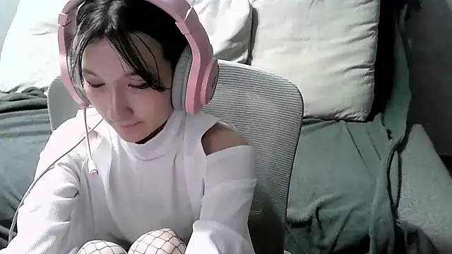 Snapshot of Lilfain_baby chatting on July 26, 2026, 11:06 am Lilfain baby online show from July 26, 2026, 11:06 am