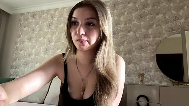 CloudyFoxy online show from July 16, 2026, 5:15 am