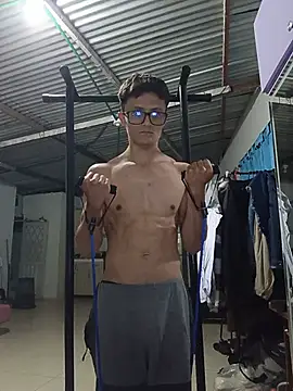 Davitfitnosuke online show from July 4, 2026, 2:29 am