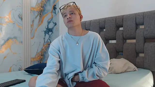 Thick cock guys online show from July 25, 2026, 1:39 pm