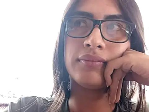 TheCherryLuxe online show from July 18, 2026, 5:32 pm