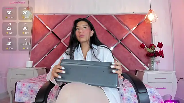 Carla Alvez online show from July 22, 2026, 2:13 am