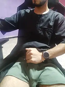 halim Hott online show from July 14, 2026, 12:33 pm