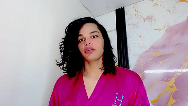 zoe amatista online show from July 18, 2026, 4:54 am