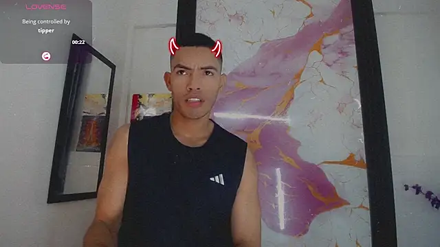 zoe amatista online show from June 23, 2026, 3:37 am