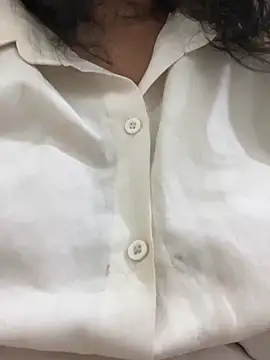 Nottyy Bella  online show from June 21, 2026, 9:09 pm