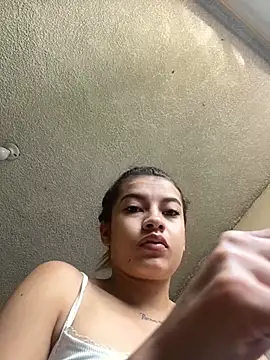 Sofia Ferraro online show from August 4, 2026, 2:32 pm