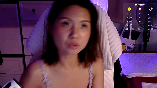 urgrl portia online show from July 28, 2026, 4:39 pm