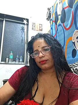 SWEETY01990 online show from July 22, 2026, 4:20 pm