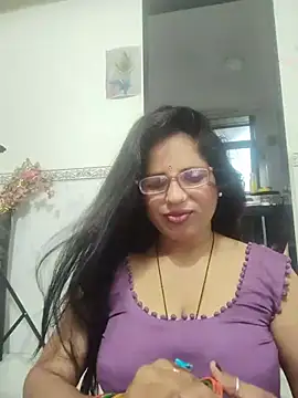 SWEETY01990 online show from July 20, 2026, 9:05 am