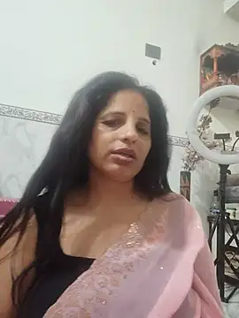 SWEETY01990 online show from July 17, 2026, 7:00 pm