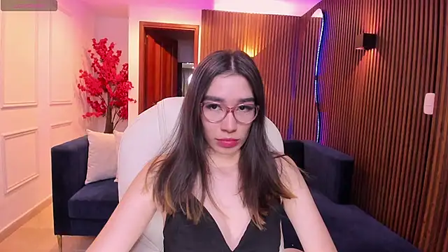 Snapshot of Emma_caarter_ chatting on July 15, 2026, 3:02 am Emma caarter online show from July 15, 2026, 3:02 am