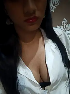 Snapshot of Wonder_Girlx chatting on June 15, 2026, 12:49 pm Wonder Girlx online show from June 15, 2026, 12:49 pm
