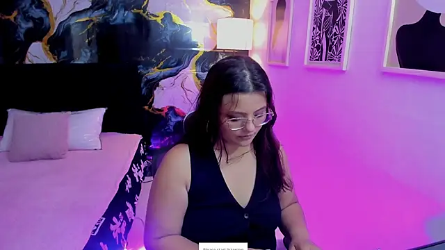 Snapshot of Miss_Kloee chatting on June 24, 2026, 11:53 am Miss Kloee online show from June 24, 2026, 11:53 am