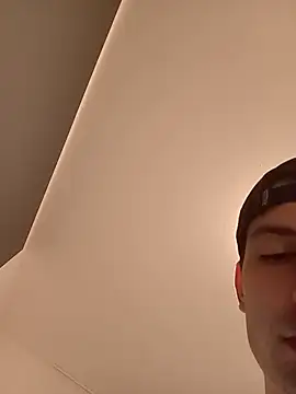 xxxavierbrown online show from June 12, 2026, 6:49 pm