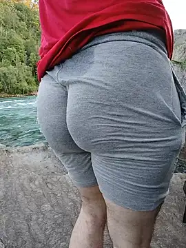 Dickbetweencheeks online show from August 4, 2026, 12:26 am