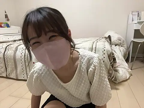 Snapshot of Sakura_Mochi38 chatting on July 8, 2026, 1:23 pm Sakura Mochi38 online show from July 8, 2026, 1:23 pm