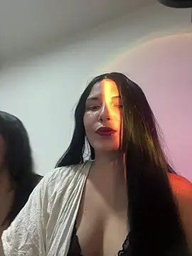 julybri online show from June 11, 2026, 2:11 am