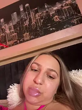 xLexi online show from July 25, 2026, 12:22 pm