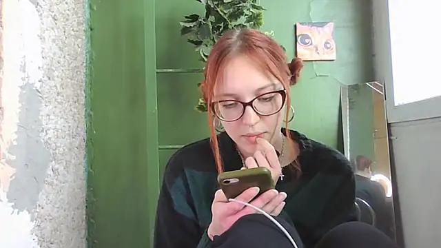 Snapshot of SamiraKrallman chatting on June 15, 2026, 3:44 pm SamiraKrallman online show from June 15, 2026, 3:44 pm
